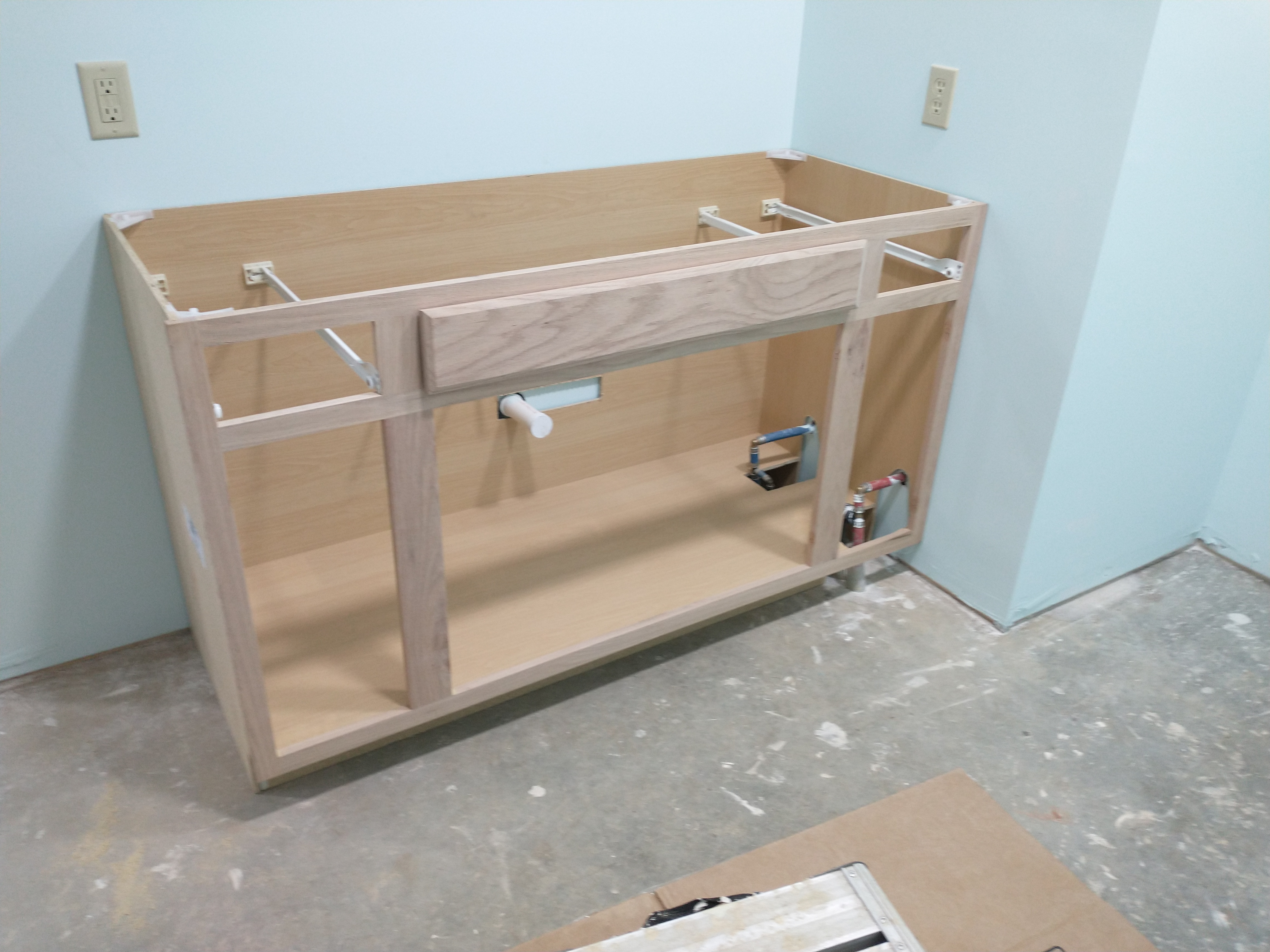 Kitchen cabinet installtion